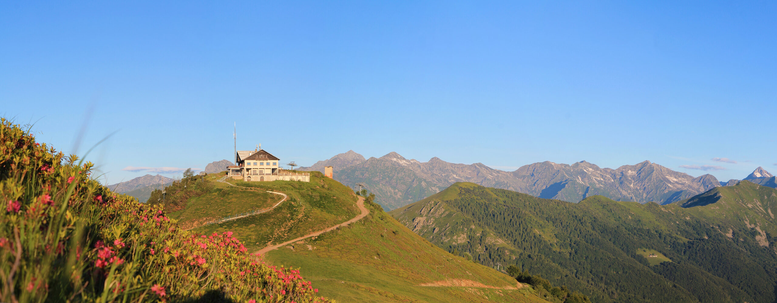 Vista panoramica del rifugio Monte Marca